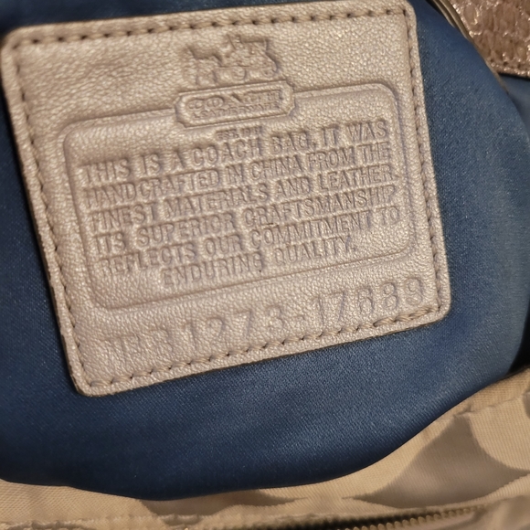 Coach 17689 Maggie Madison op art shoulder bag - Picture 6 of 6